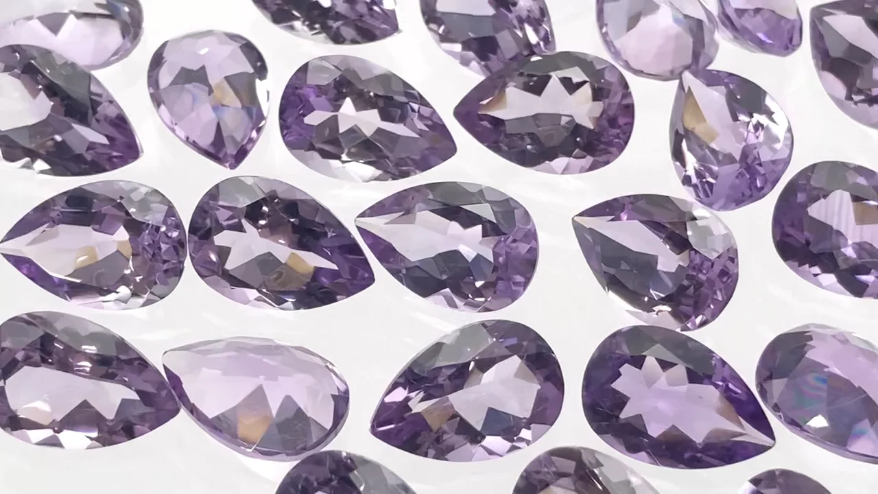 アメジスト（紫水晶） 穴なしペアシェイプファセットカット（ルース