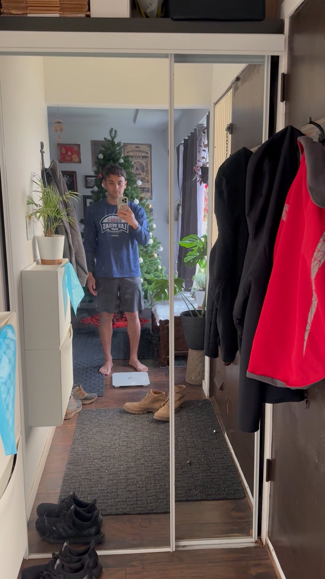 Watch baron yeh's Weight: 172.1 pounds