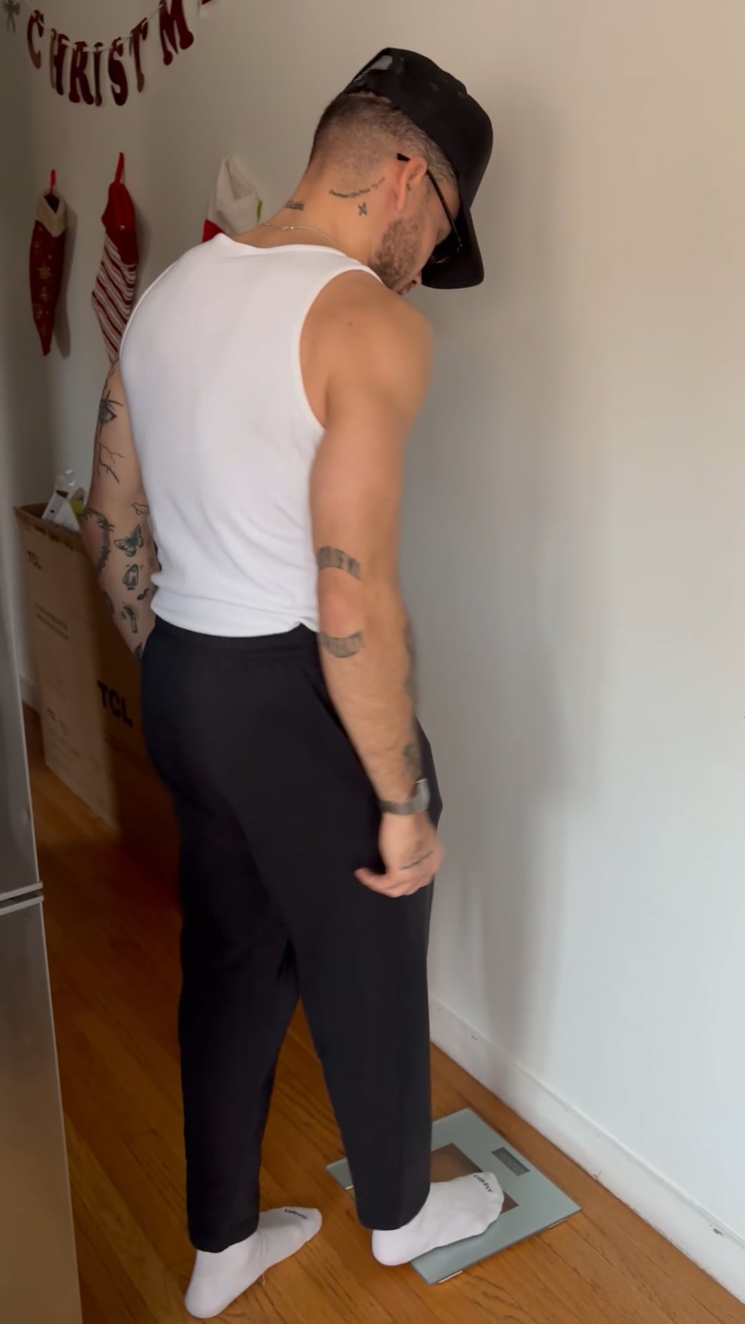 Watch keyshawn upshaw's Weight: 166.8 pounds