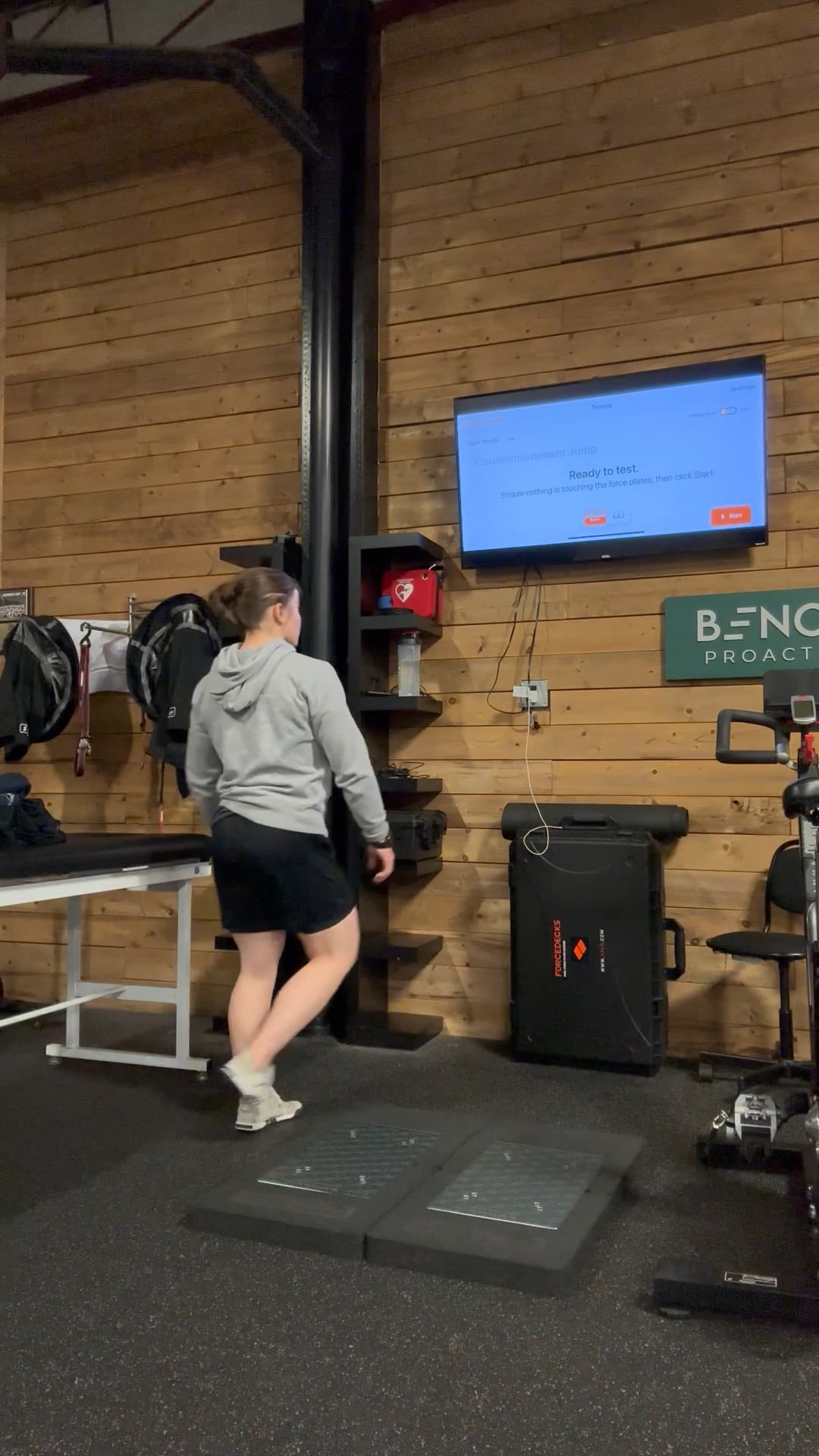 Watch taylor woods's Weight: 155.2 pounds