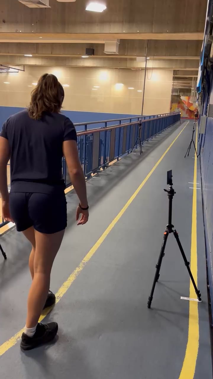 Watch PurpleShift athlete's 40 Yard Dash: 5.57 seconds