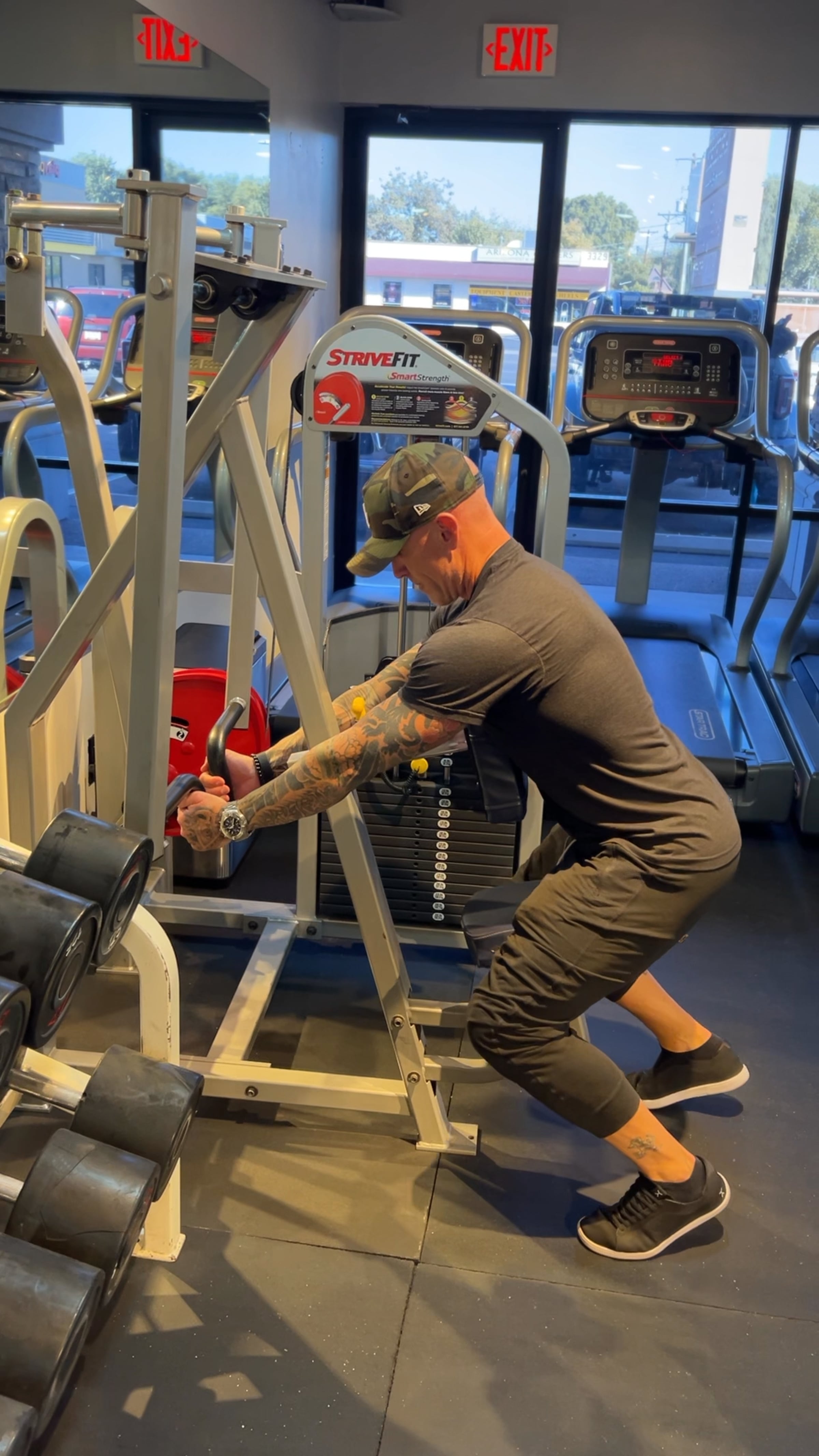 Neutral Grip Seated Machine Row