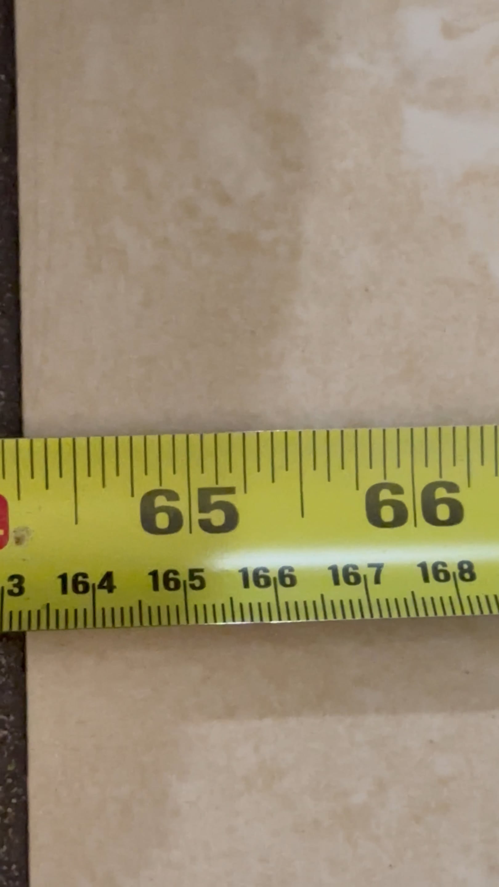 Watch lara uzoka's Height: 65.4 inches