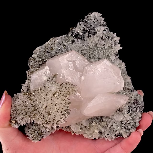 Calcite (Manganese-bearing) (excellent locality specimen