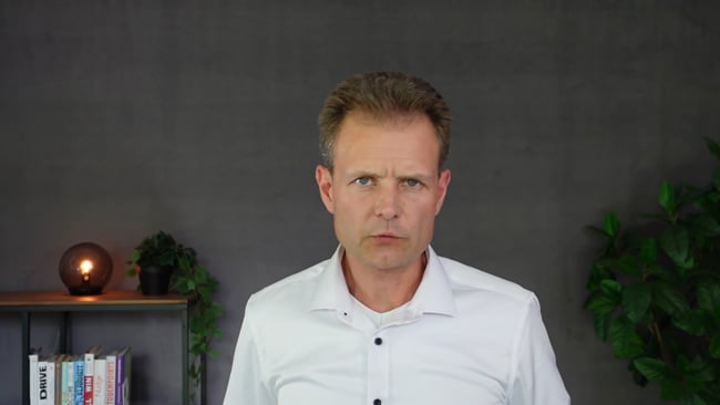 8.2 Vertragsunterschrift bis zum ersten Arbeitstag