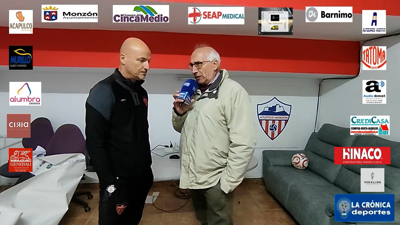 ISMAEL  MARIANI  (Entrenador Monzón) At Monzón Alumbra 3-0 Fuentes / J 12 / 3ª División