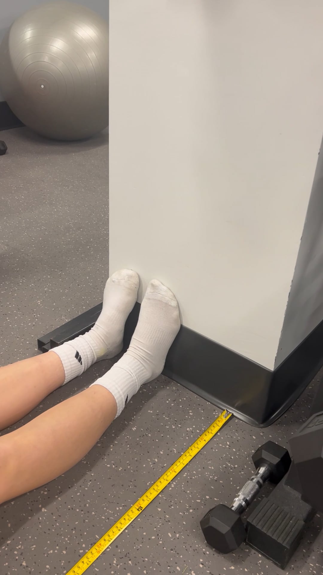 Watch samantha hopkins's Height: 68.4 inches