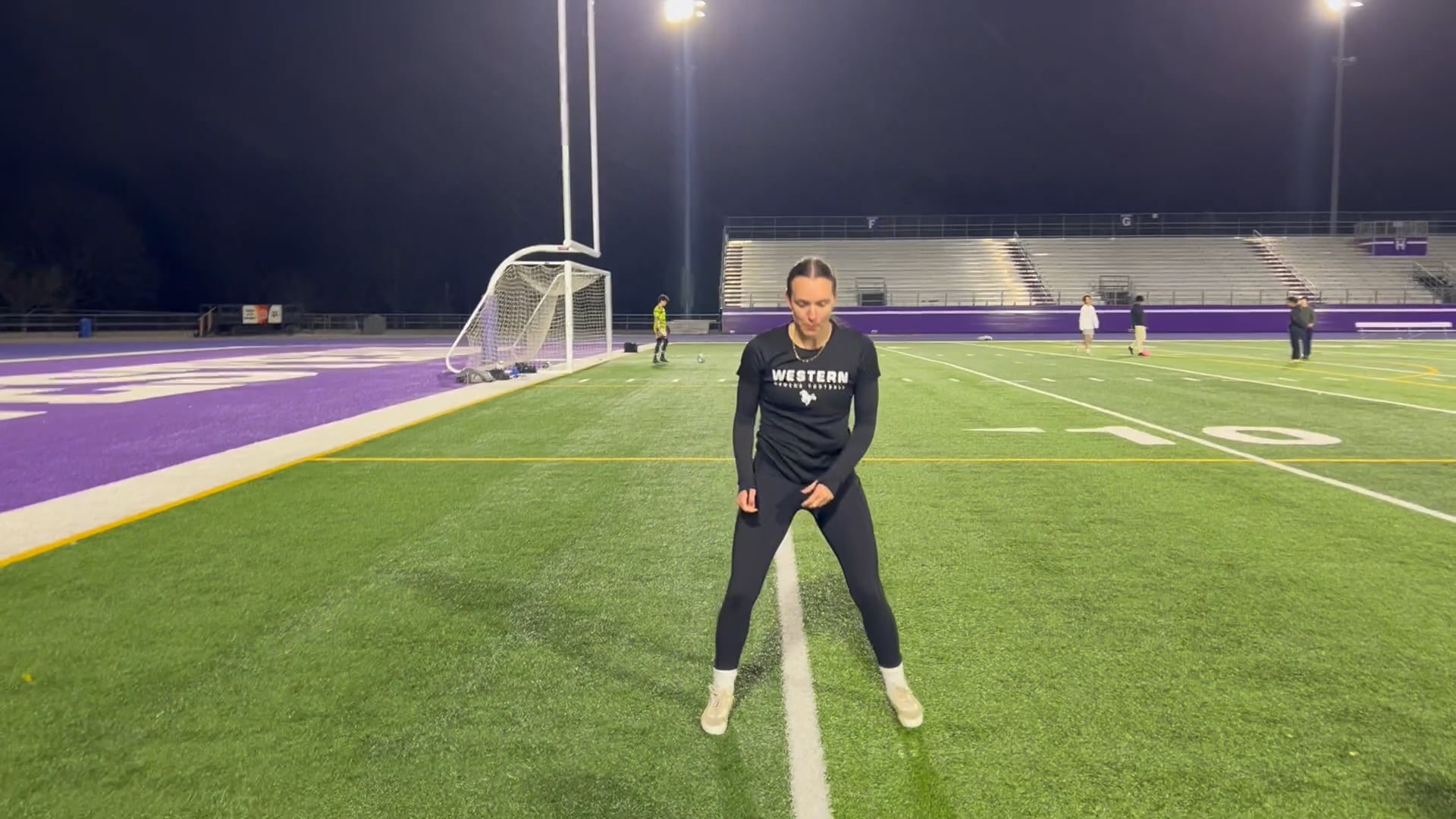 Watch samantha hopkins's 5-10-5 Agility: 4.57 seconds