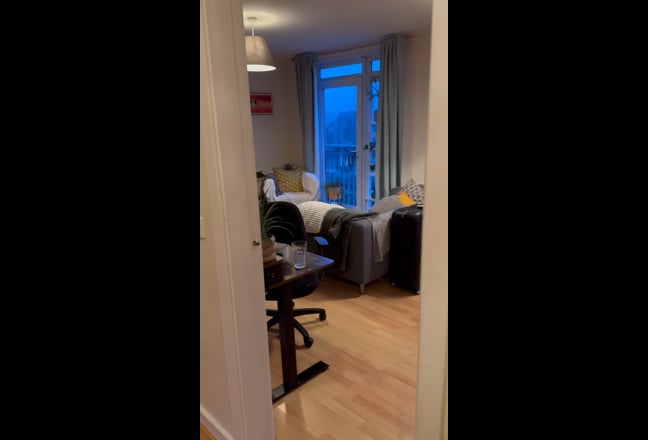 Cozy Double Room to rent Main Photo