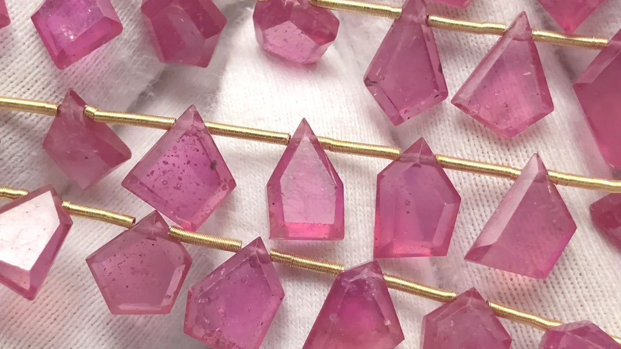 【レア】トロールビーズ　マンガビーズ　ピンク　1点【スピード発送】 セニョール・ピンク R☆ (レア パラレル) 星1 [OP10-067] 「王族の血統