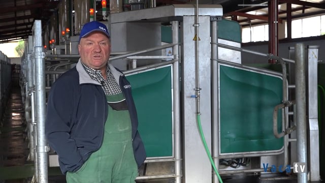 “Al visitar otra granja con Batch Milking, me quedé enamorado del sistema, de cómo entraban las vacas y de la poca mano de obra que allí había”