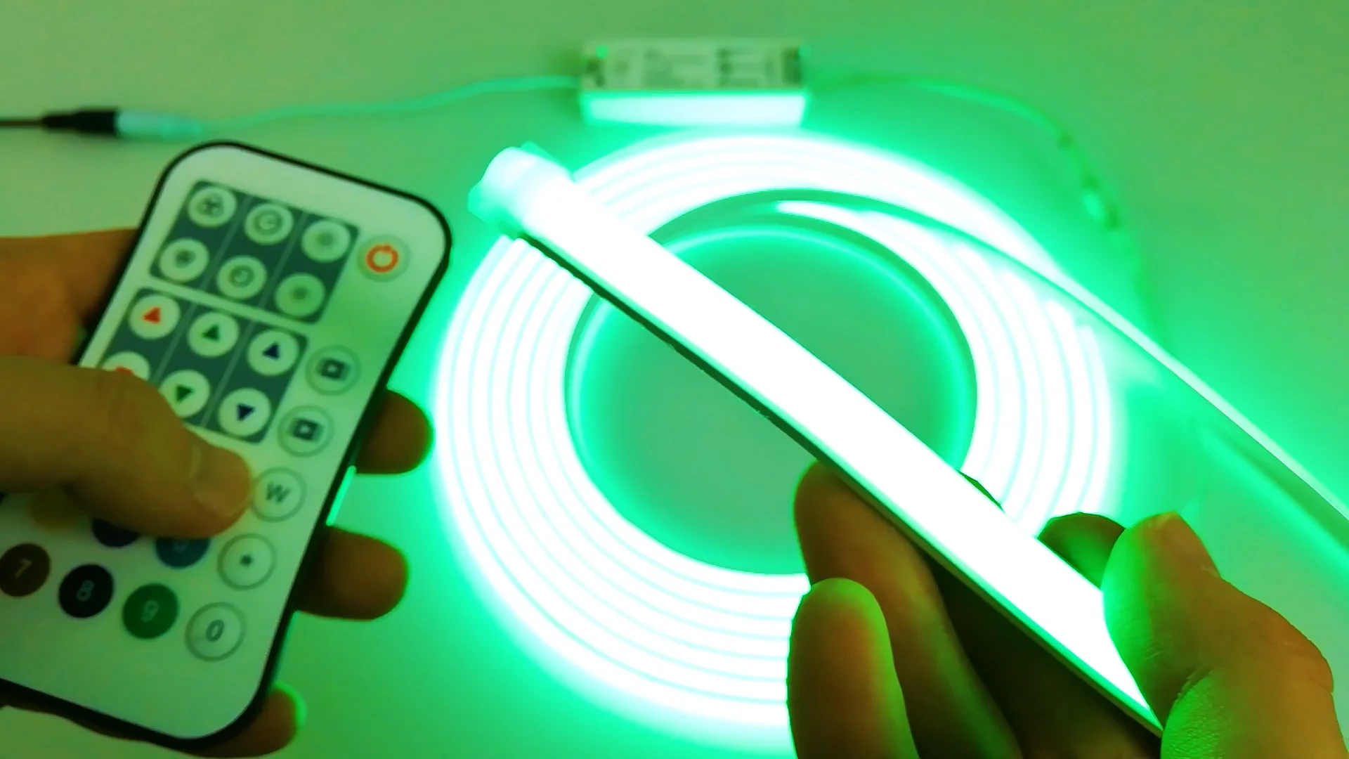 F280シリーズ マジックライン 乳半ドーム 24V｜ジェイダブルシステム