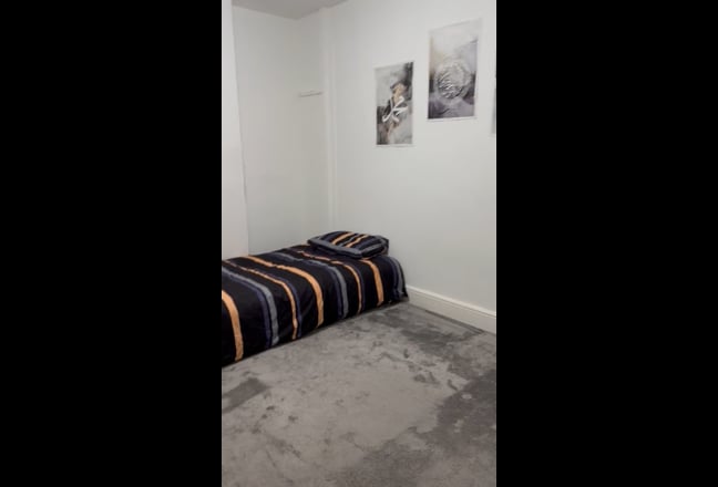 Lager room for rent , Harrow  Main Photo