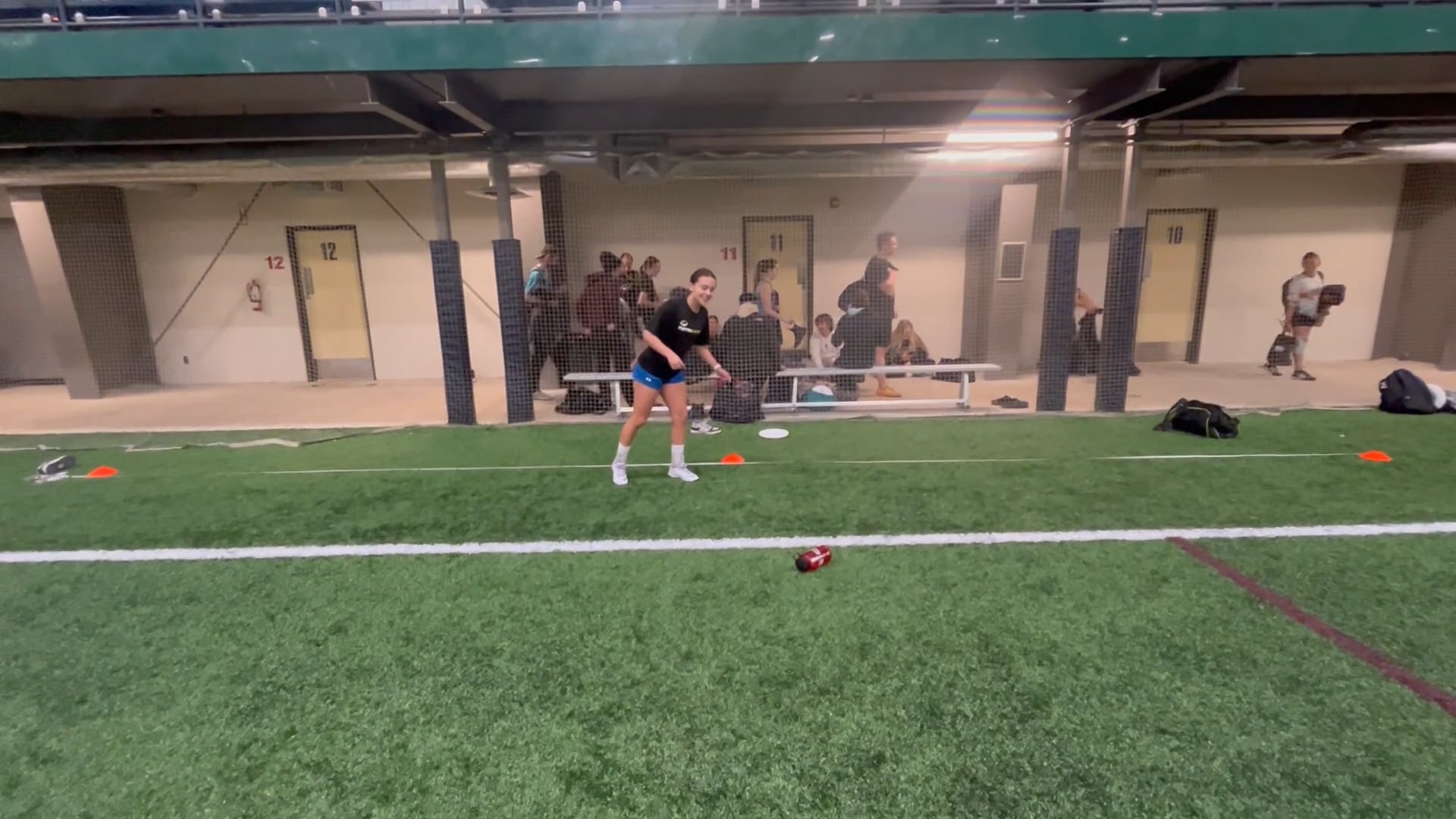 Watch violet lamoureux's 5-10-5 Agility: 5.54 seconds