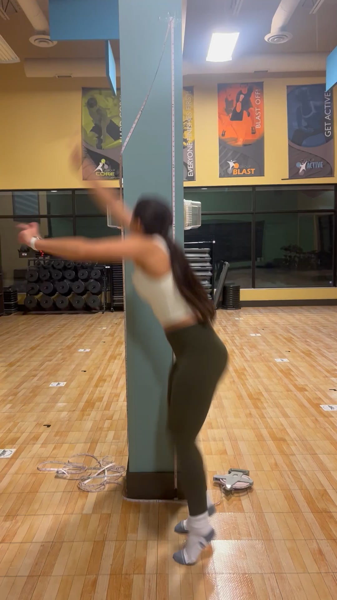 Watch violet lamoureux's Vertical Jump: 18.28 inches
