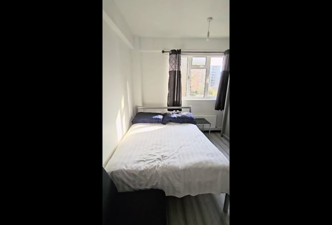 Bright & Spacious Furnished Room in Southwark ☀️ Main Photo