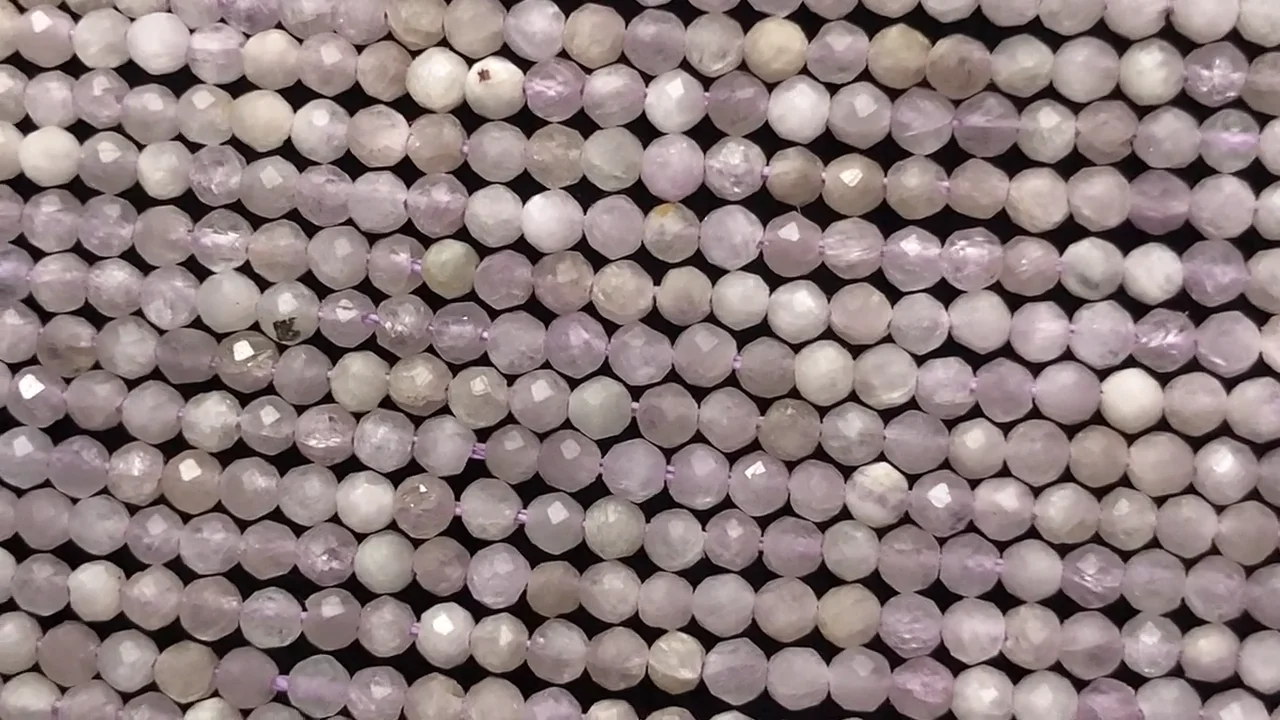 クンツァイト（産地・ナイジェリア） 極小ラウンドカット2mm 1連