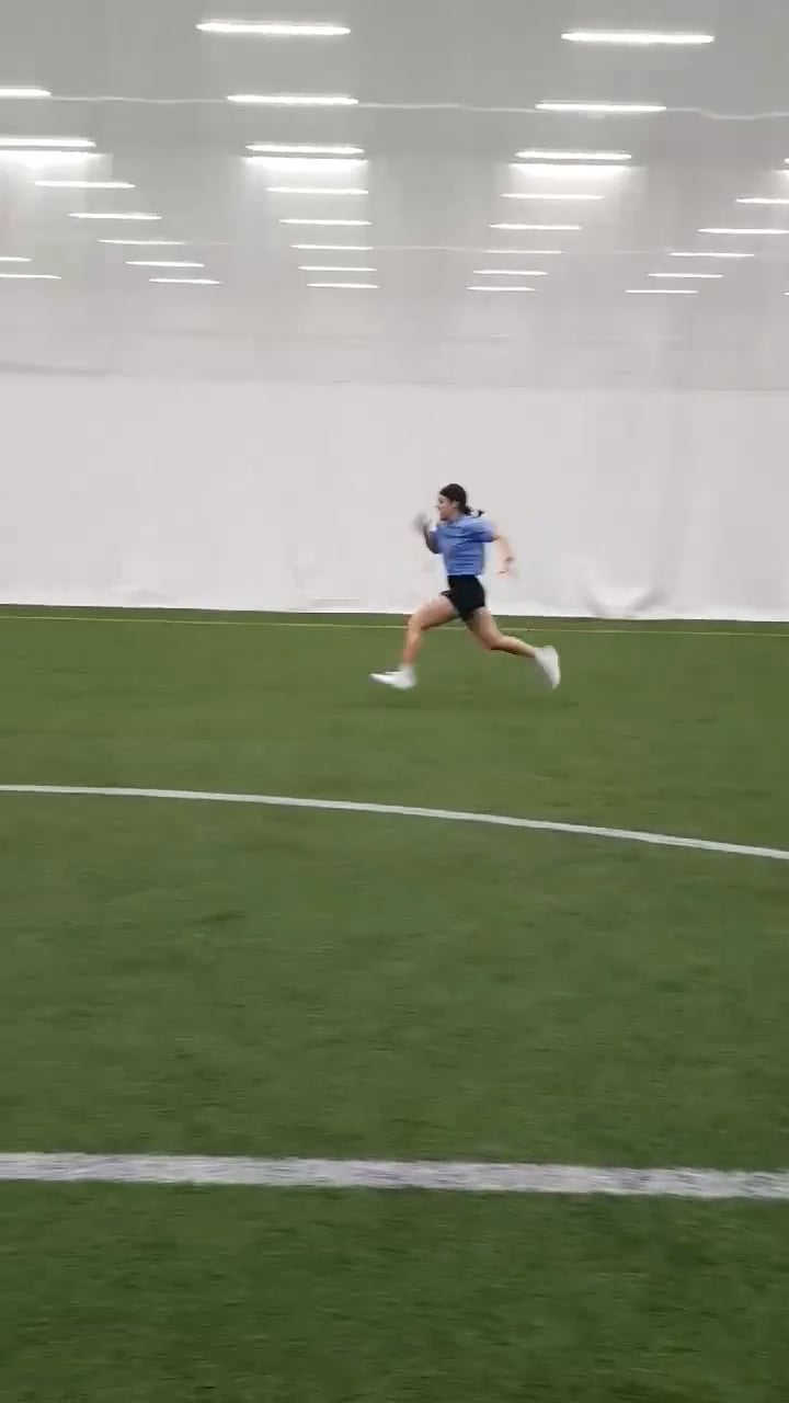 Watch sara dagenais-e.'s 10 Yard Dash: Pending