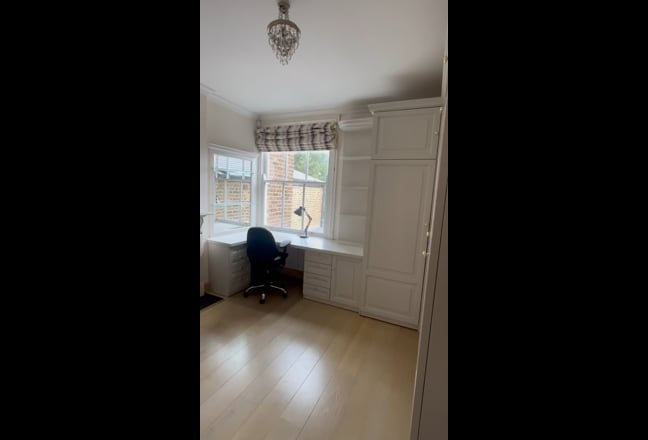 Master double en-suite in 3mins Acton Town station Main Photo