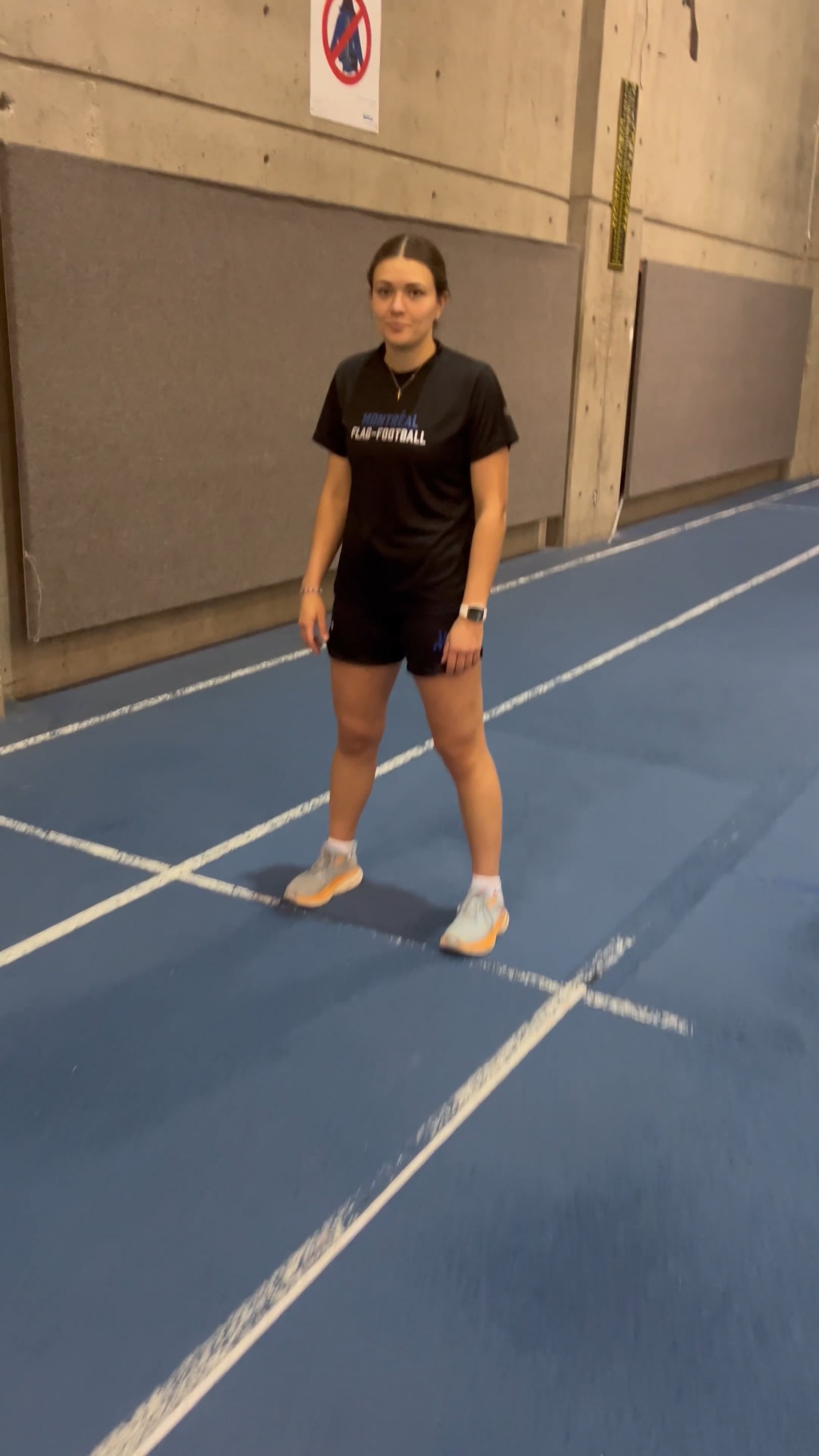 Watch elisabeth ashkar's Broad Jump: 76.78 inches