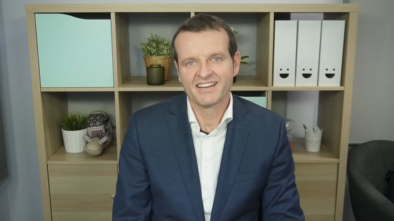 Novinky v personální a mzdové oblasti pro rok 2025 v praktických příkladech s panem Smutným