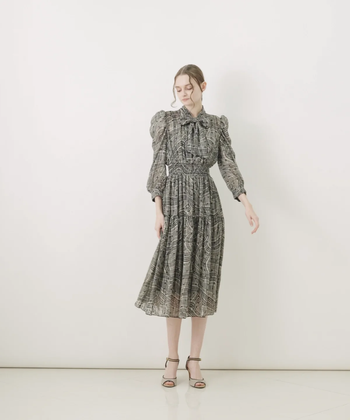 【あす楽対応】 / CORCOVADO Polyester Night CORCOVADO ボウタイドレス Chiffon ワンピース