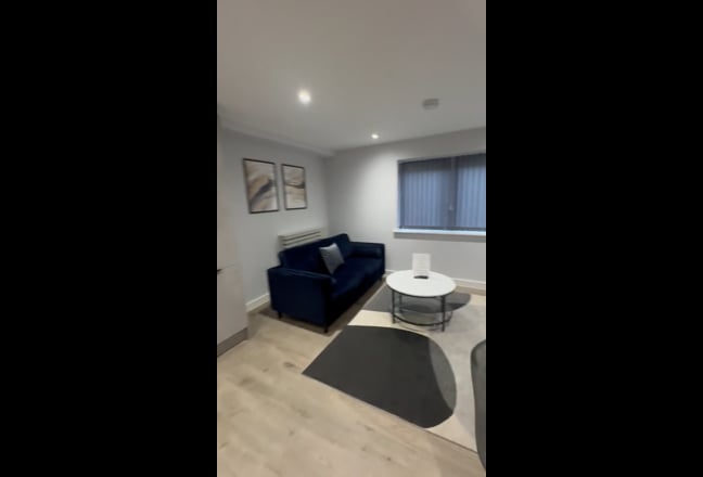 Stunning 2 Double Bedroom Flat in New Development Main Photo