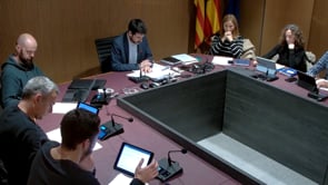 El plenari aprova la gestió municipal de la piscina de l'Escala