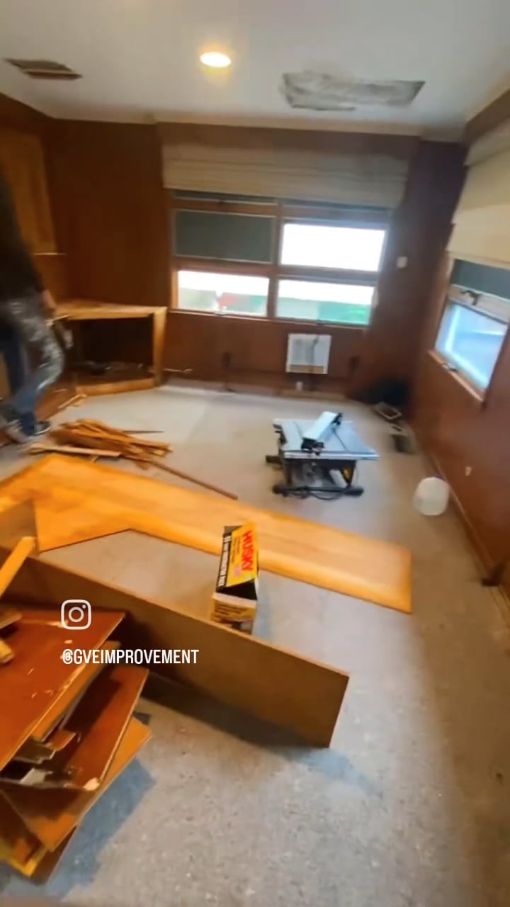 https://i.vimeocdn.com/video/1960077750-b8160d22bdf916085e432555d549d585b14a1c06edc808ec1e4c40f7f9cd5f8a-d