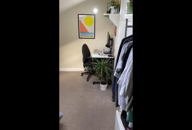 New flatmate needed for two bed maisonette in N16 Main Photo