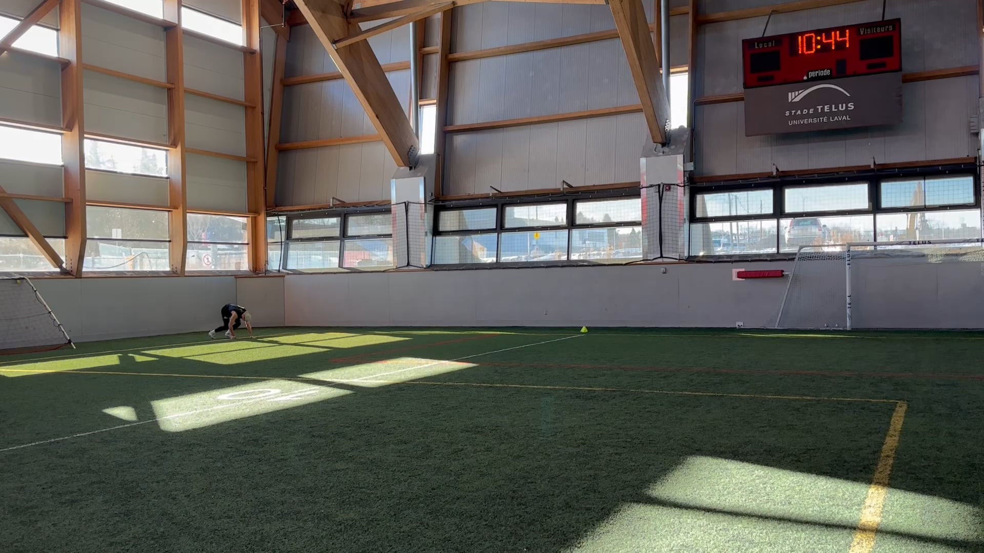 Watch emile chenevert's 40 Yard Dash: 4.61 seconds