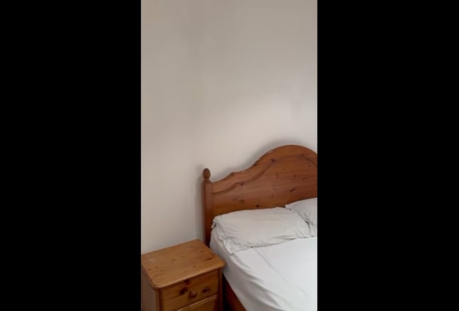 Double Room to Let Main Photo