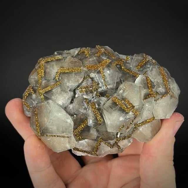 Calcite with Pyrite (superb orientation pattern)