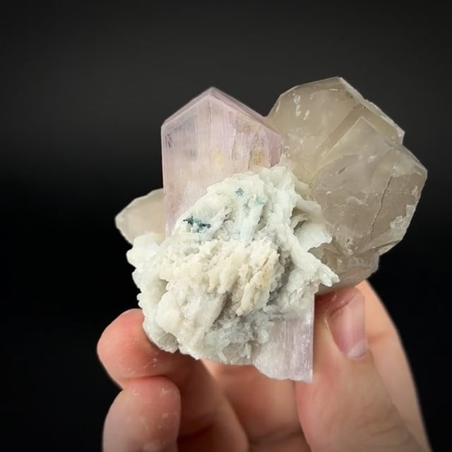 Kunzite, Smoky Quartz & Cleavelandite