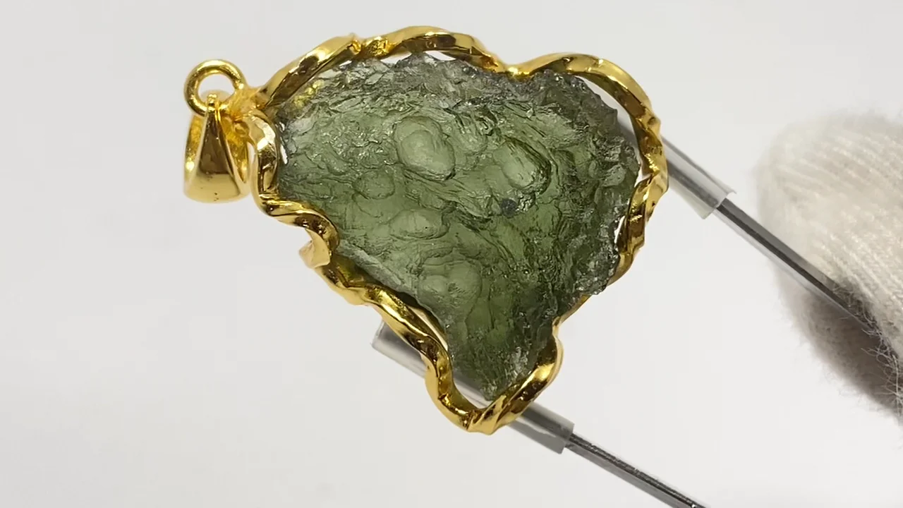 動画】【1点もの】モルダバイト ラフロックタンブル ペンダントトップ