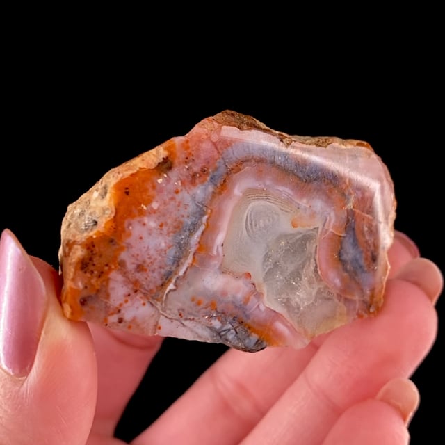 Quartz var: Agate