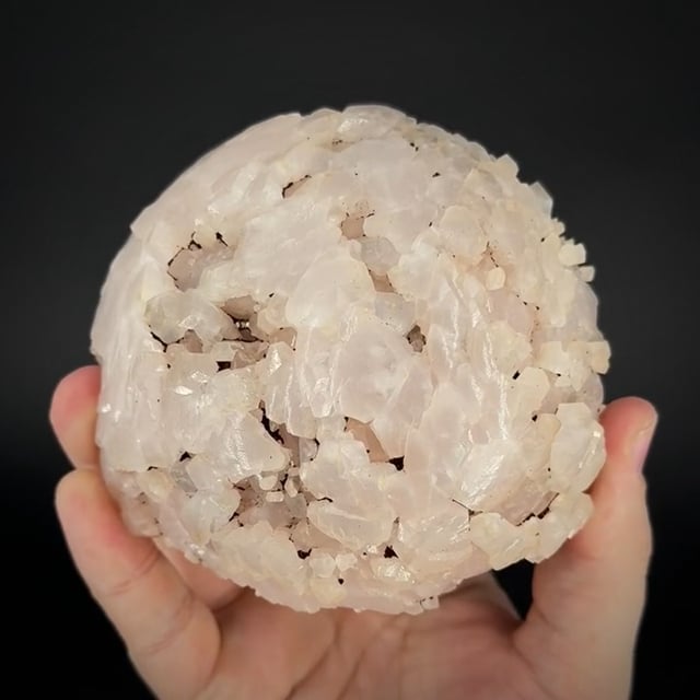 Manganoan Calcite