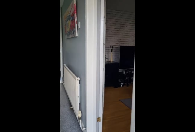 Video 1: Kitchen/diner