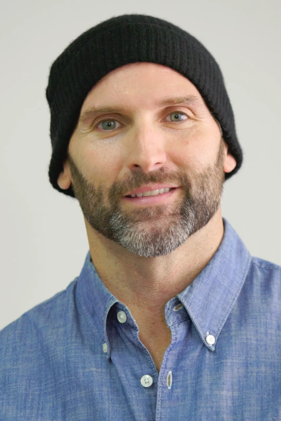 【関税&送料込】Weekend Navy Blue Cashmere Blend Rauche Foul Cashmere Cuff Beanie - Carbon Blue – Holden Outerwear