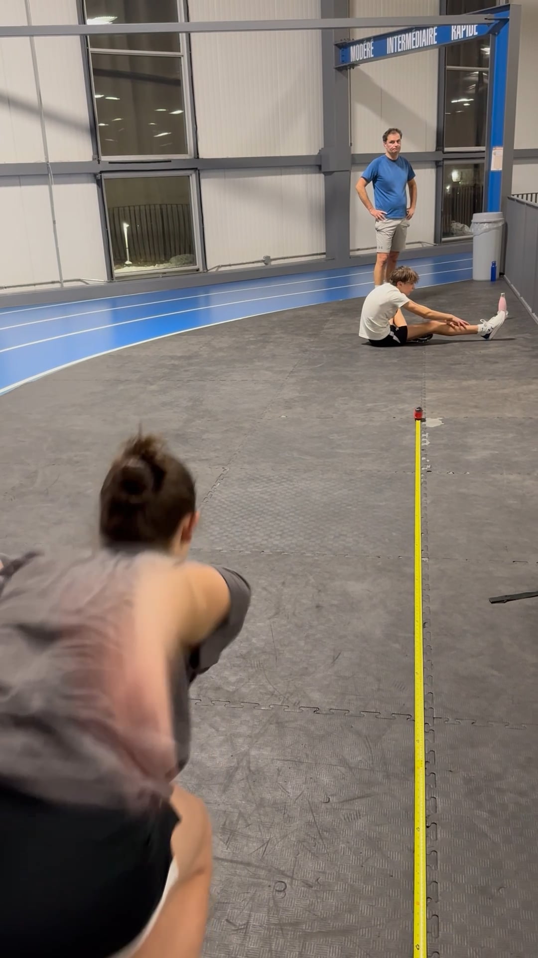 Watch alexane fournier's Broad Jump: 84 inches