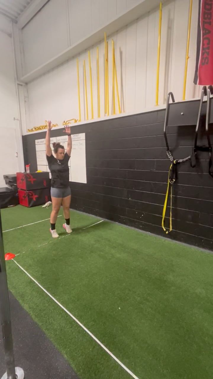 Watch roberta drummond's Broad Jump: Pending