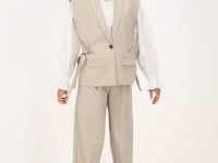 Beige gilet with bows | My Jewellery