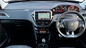 PEUGEOT 2008 2019 (19)