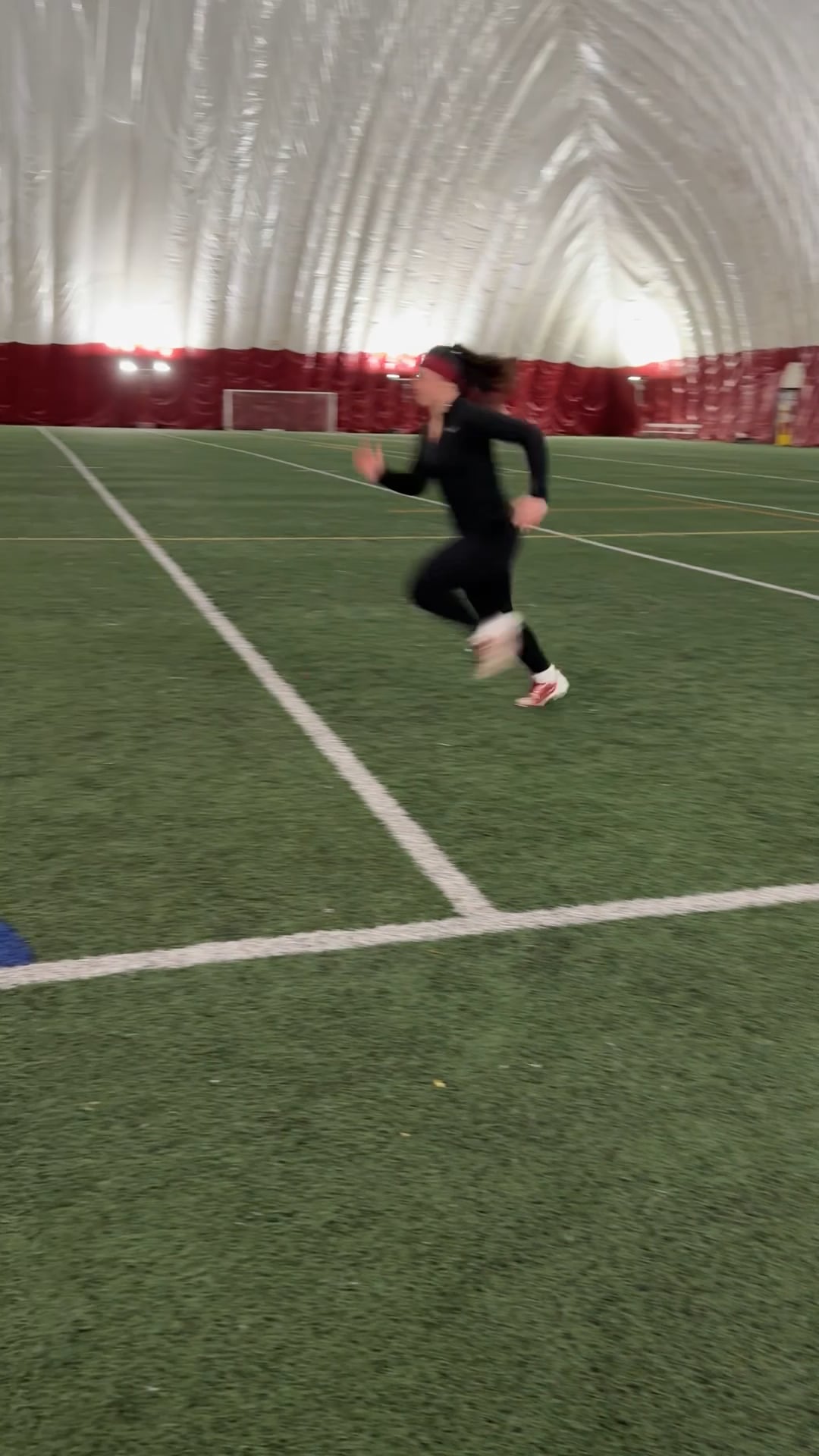 Watch sara parker's 10 Yard Dash: 2 seconds