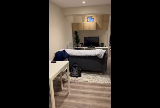 1 Bed Flat to rent - short term Main Photo