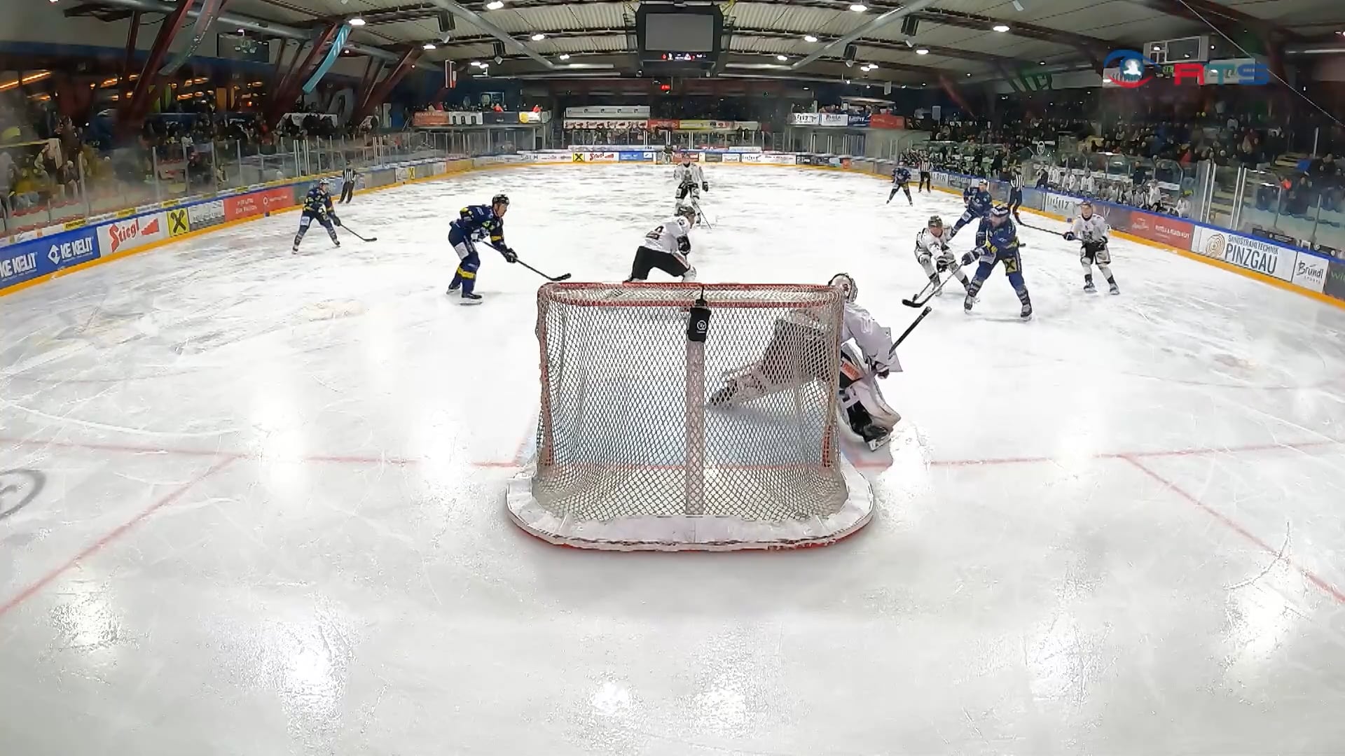 alps-hockey-league-zeller-eisbaeren-beugen-sich-hc-meran