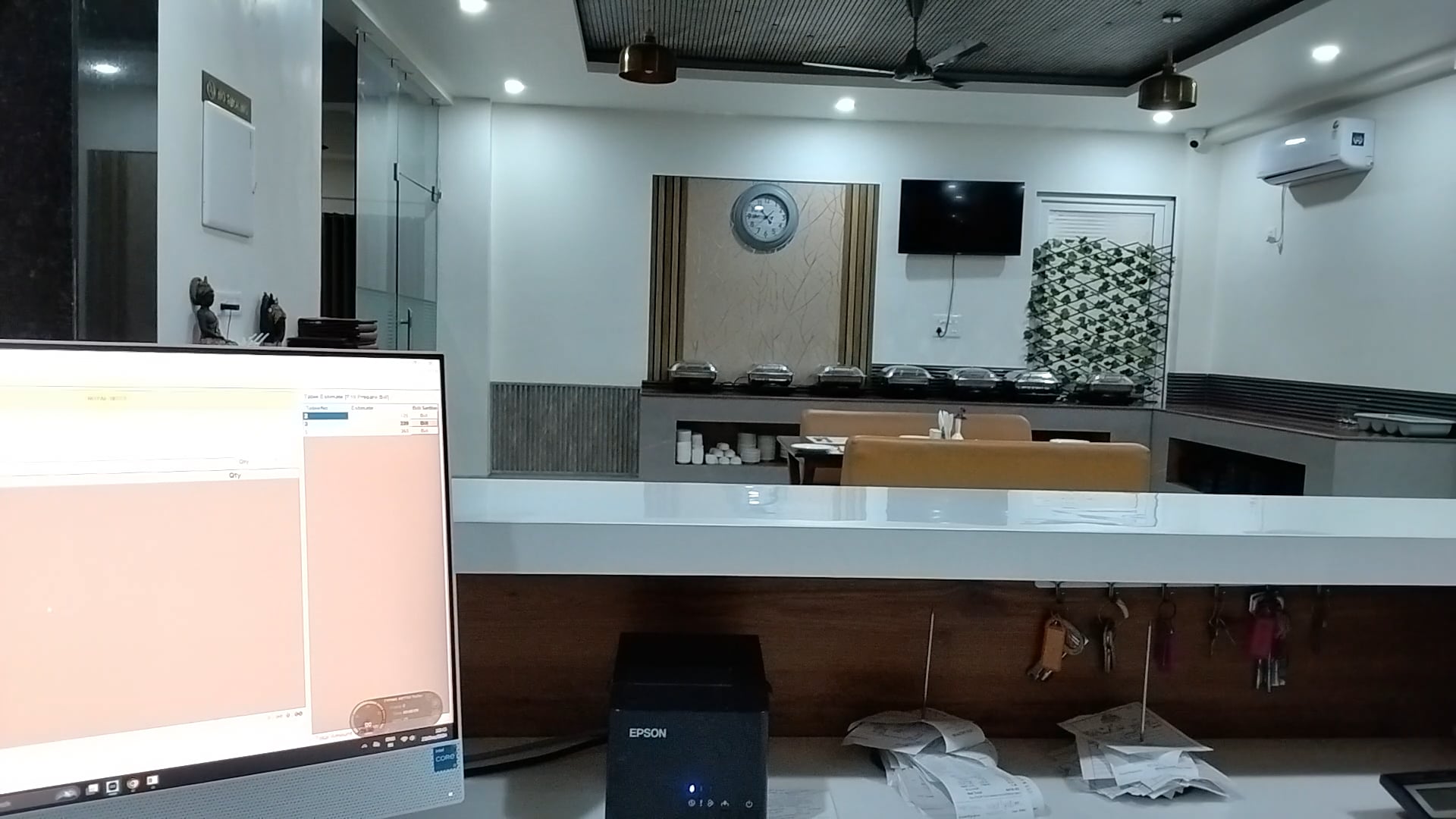 https://i.vimeocdn.com/video/1964612596-909d1bd214eda4168b884fe5fa3bd9aadb4fbd123bca96a5d6e28eecb6bf61b4-d