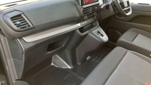 VAUXHALL VIVARO 2024 (74)