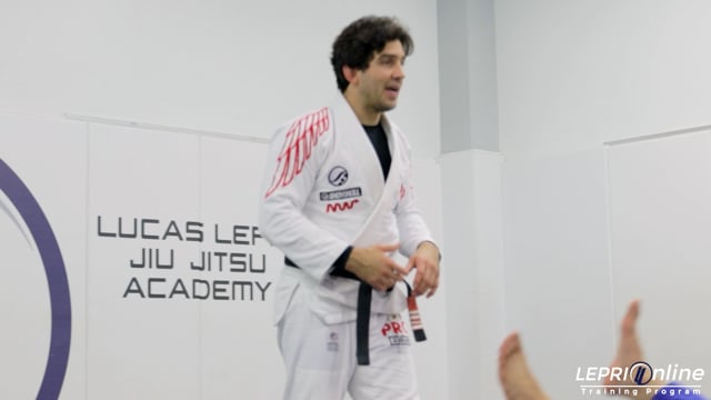 De La Riva and Lasso Guard Pass to Mount