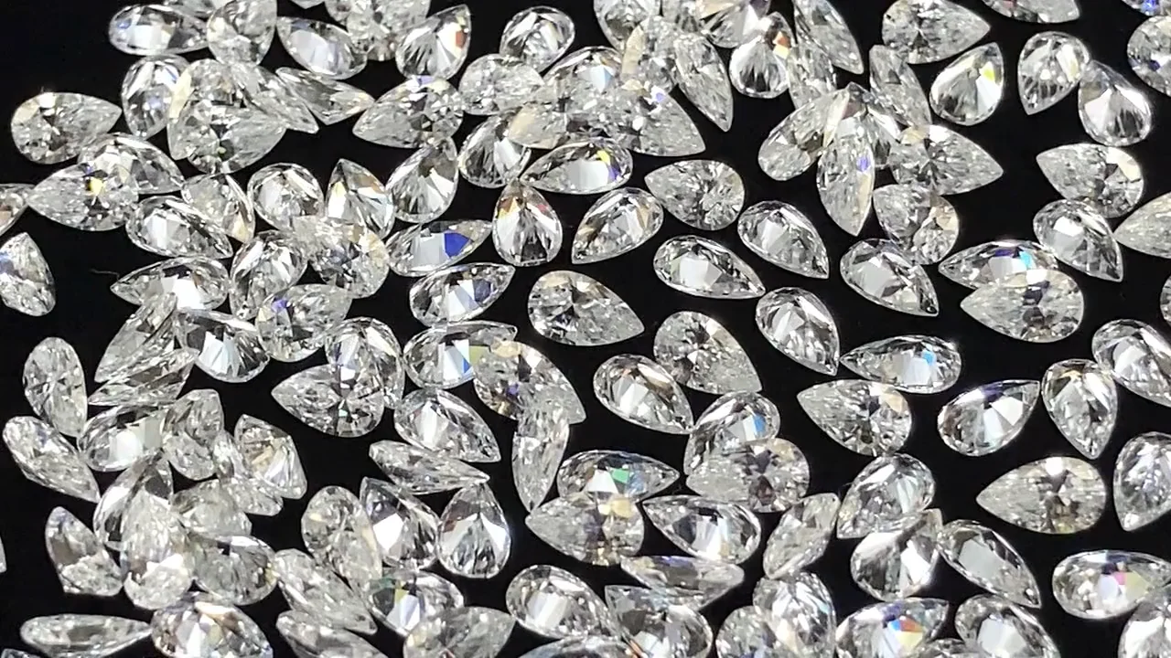 モアサナイト ルース ペアシェイプファセットカット5×3mm